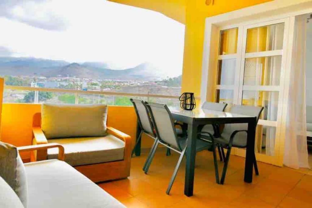 Costa Adeje, 2 Bedrooms Apartment 外观 照片